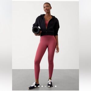 ATHLETA ELATION ULTRA HIGH RISE
7/8 LEGGING M